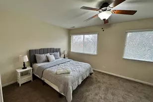 1449 Doolittle Ln, Grayslake, IL 60030 - Photo 8