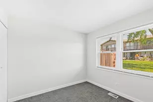 5880 Rembrandt Ct, Hanover Park, IL 60133 - Photo 6