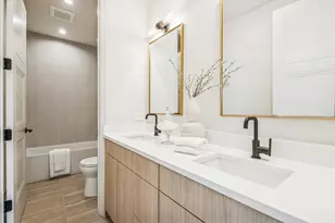 377 S Prairie Ave, Elmhurst, IL 60126 - Photo 44