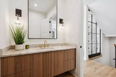 377 S Prairie Avenue, Elmhurst, IL 60126 - Photo 32