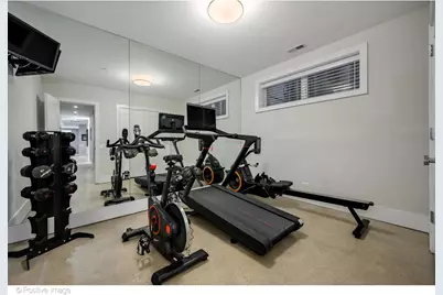 2107 W Bradley Place, Chicago, IL 60618 - Photo 56