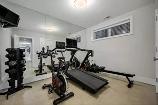 2107 W Bradley Pl, Chicago, IL 60618 - Photo 56