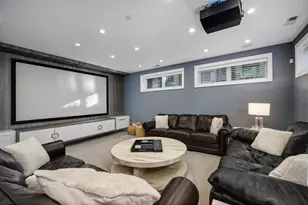 2107 W Bradley Pl, Chicago, IL 60618 - Photo 52