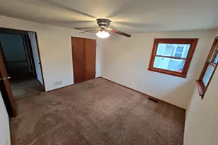 417 Stewart Ave, Woodstock, IL 60098 - Photo 14