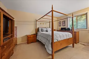 1244 Loughborough Ct, Wheaton, IL 60189 - Photo 10