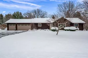 10077 Jesters Row, Roscoe, IL 61073 - Photo 2