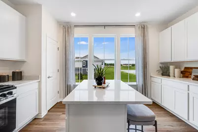 156 Berkshire Drive, Crystal Lake, IL 60014 - Photo 4