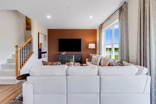 156 Berkshire Dr, Crystal Lake, IL 60014 - Photo 8