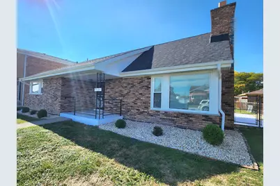 9720 S Princeton Street, Chicago, IL 60628 - Photo 1