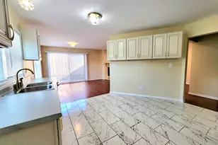 9720 S Princeton St, Chicago, IL 60628 - Photo 8