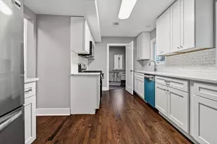 2049 N Hawthorne Ave, Melrose Park, IL 60164 - Photo 10