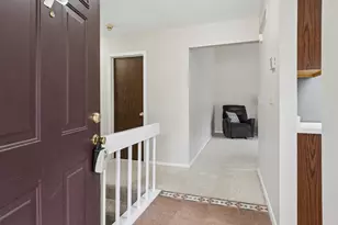 101 Aberdeen Ct, Geneva, IL 60134 - Photo 2