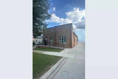 170 W Irving Park Road, Wood Dale, IL 60191 - Photo 2