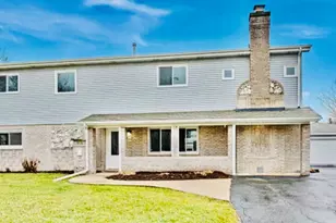 4501 185th St, Country Club Hills, IL 60478 - Photo 2