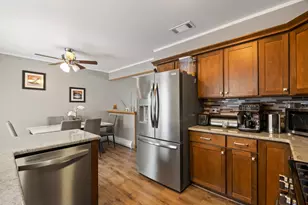 8232 S Ferdinand Ave, Bridgeview, IL 60455 - Photo 8