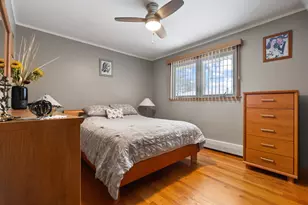 8232 S Ferdinand Ave, Bridgeview, IL 60455 - Photo 18