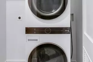 2147 W Adams St, Chicago, IL 60612 - Photo 30