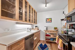 2400 N Lakeview Ave, Chicago, IL 60614 - Photo 6