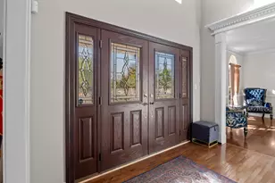 1103 Championship Dr, Elgin, IL 60124 - Photo 4