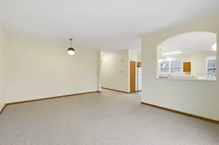 9017 Concord Ln, Justice, IL 60458 - Photo 10