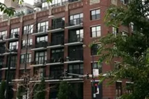 210 S Desplaines St, Chicago, IL 60661 - Photo 1