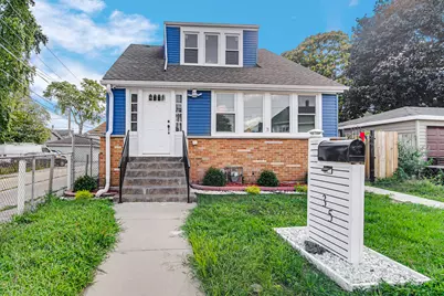 35 S 16th Avenue, Maywood, IL 60153 - Photo 1