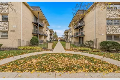 2037 N Harlem Avenue #1W, Chicago, IL 60707 - Photo 1