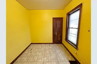6753 S Laflin Street, Chicago, IL 60636 - Photo 8