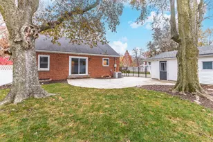 502 Colton Ave, Bloomington, IL 61701 - Photo 28