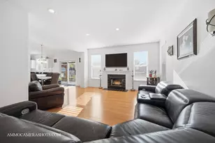 1205 Red Clover Dr, Naperville, IL 60564 - Photo 8