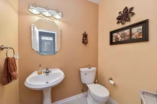 2221 Sunrise Cir, Aurora, IL 60503 - Photo 8