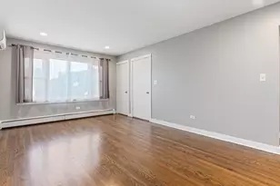 311 Maple Ave, Downers Grove, IL 60515 - Photo 2