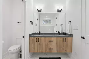 4119 N Ashland Ave, Chicago, IL 60613 - Photo 24