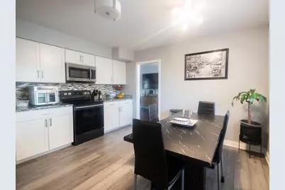 18051 Los Angeles Avenue, Homewood, IL 60430 - Photo 10