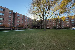 5310 N Chester Ave, Chicago, IL 60656 - Photo 1