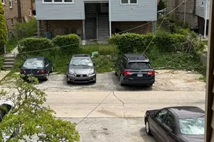 6531 N Hoyne Ave, Chicago, IL 60645 - Photo 12