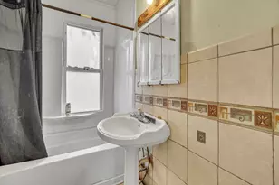 720 E Meeker Ave, Joliet, IL 60432 - Photo 18