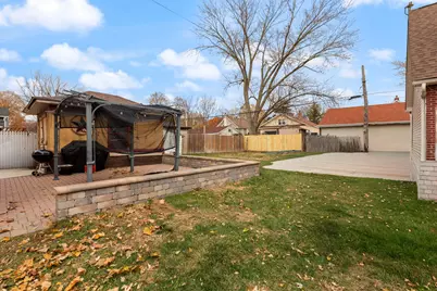 610 Watson Street, Aurora, IL 60505 - Photo 14