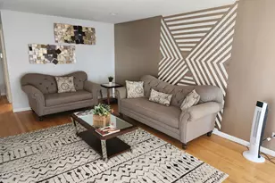 368 Luella Ave, Calumet City, IL 60409 - Photo 2