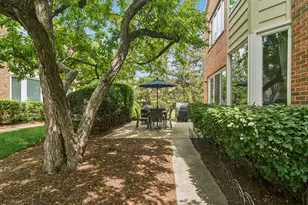 1653 N Belmont Ct, Arlington Heights, IL 60004 - Photo 30