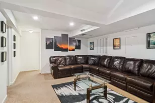 1653 N Belmont Ct, Arlington Heights, IL 60004 - Photo 26