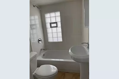 9318 S Manistee Avenue, Chicago, IL 60617 - Photo 20