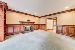 3706 Royal Fox Dr, Saint Charles, IL 60174 - Photo 4