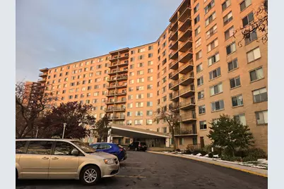 6933 N Kedzie Avenue #1209, Chicago, IL 60645 - Photo 1