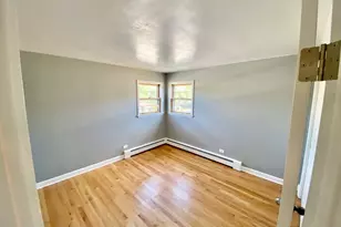 2259 S 17th Ave, North Riverside, IL 60546 - Photo 8