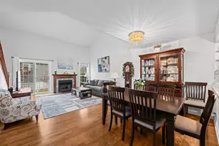 1003 Bentley Ln, Bartlett, IL 60103 - Photo 8