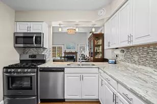 1003 Bentley Ln, Bartlett, IL 60103 - Photo 4