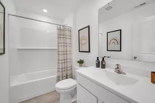 273 Canal Dr, Saint Charles, IL 60174 - Photo 6