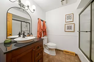 [Address not provided], Rockford, IL 61101 - Photo 36