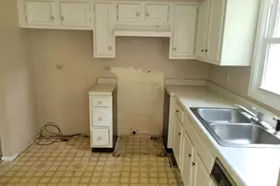 777 Garfield Ave, Libertyville, IL 60048 - Photo 8